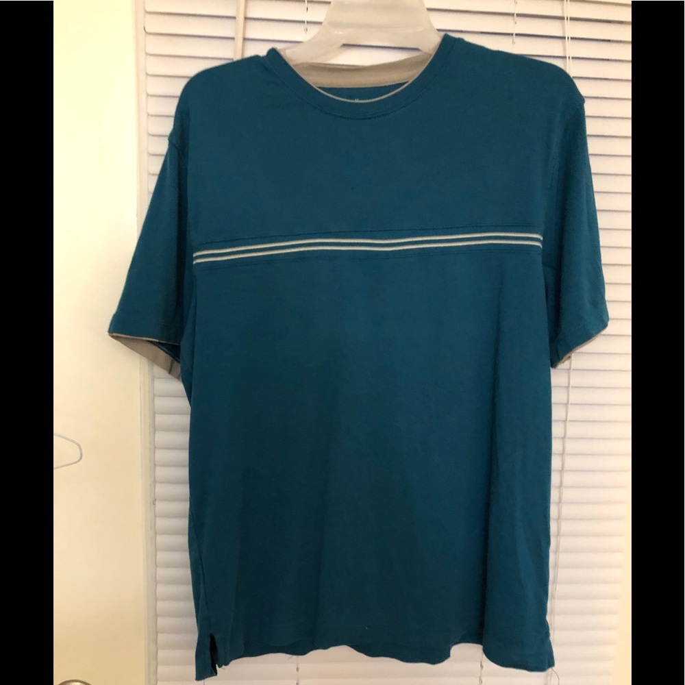 MEN'S VAN HEUSEN SHORT-SLEEVE SHIRT-SIZE M